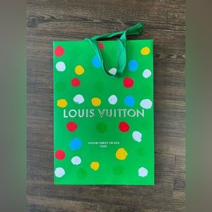 Louis Vuitton paper bag